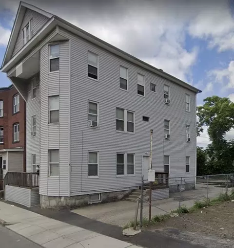 298 Harding St, Worcester, MA 01610
