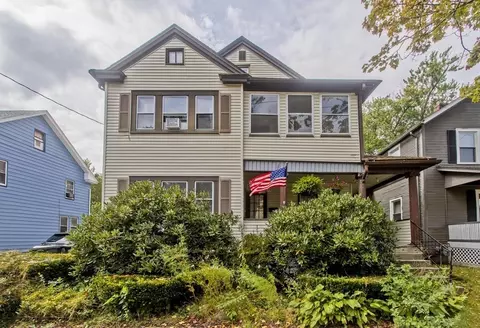 48-50 Howes St, Springfield, MA 01118