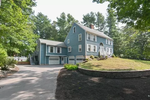 142 Baker St, Walpole, MA 02081