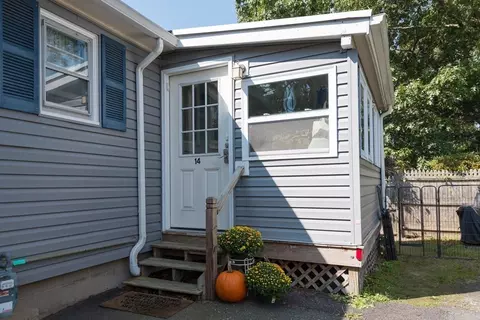 14 Gray St, Wareham, MA 02532 photo 11
