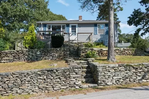 14 Gray St, Wareham, MA 02532 photo 8