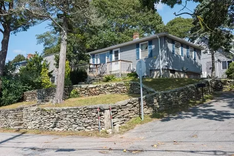 14 Gray St, Wareham, MA 02532 photo 7