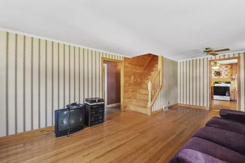 55 Chase St, Orange, MA 01364 photo 6