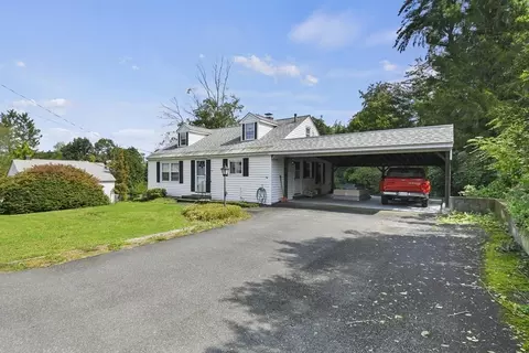 55 Chase St, Orange, MA 01364 photo 3