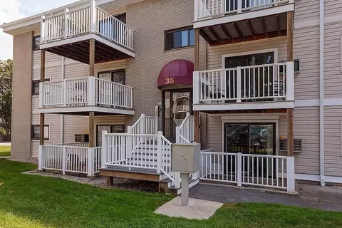35 Hosmer St #14, Marlborough, MA 01752