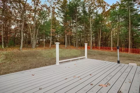 Exterior - 351 Grove St, Reading, MA 01867 photo 3 of 5