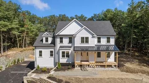 351 Grove St, Reading, MA 01867