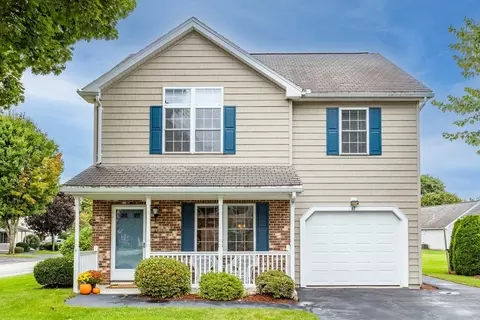 61 Birdie Ln #61, Tewksbury, MA 01876