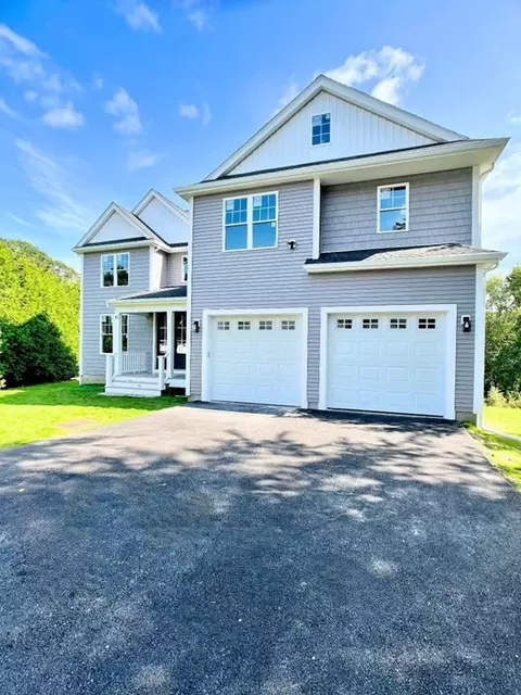 10 Bummet Brook Cir, Shrewsbury, MA 01545