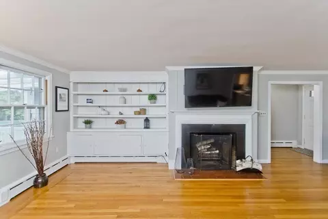5 E Colonial Rd, Wilbraham, MA 01095 photo 7