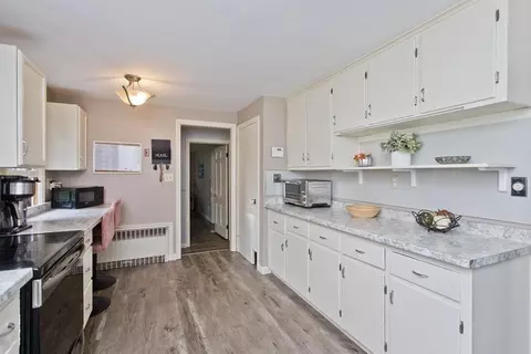 5 E Colonial Rd, Wilbraham, MA 01095 photo 12