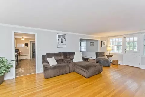 5 E Colonial Rd, Wilbraham, MA 01095 photo 5