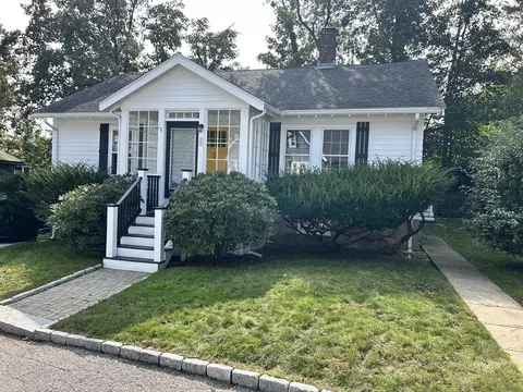 20 Rhoda St, Boston, MA 02132