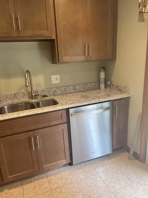 359 Crescent #A, Fall River, MA 02720 photo 5