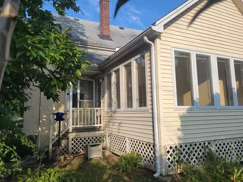 128 Bell Rock St, Everett, MA 02149 photo 4
