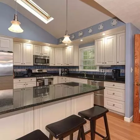 9 Jeffrey Rd, Canton, MA 02021 photo 5