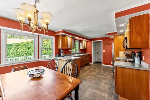 778 Parker St, Springfield, MA 01129 photo 10