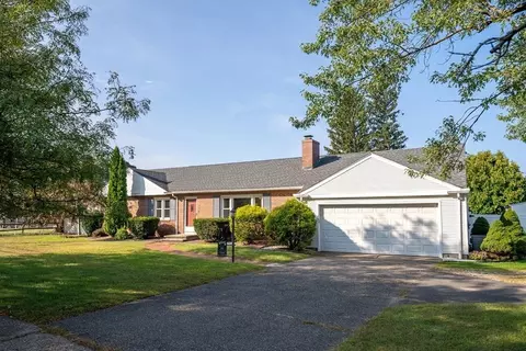 778 Parker St, Springfield, MA 01129 photo 5