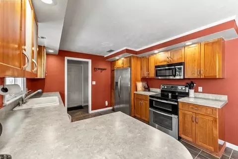 778 Parker St, Springfield, MA 01129 photo 7
