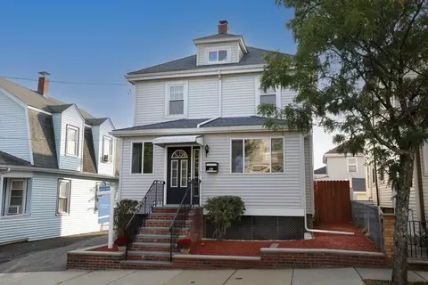 42 Sammet St, Everett, MA 02149