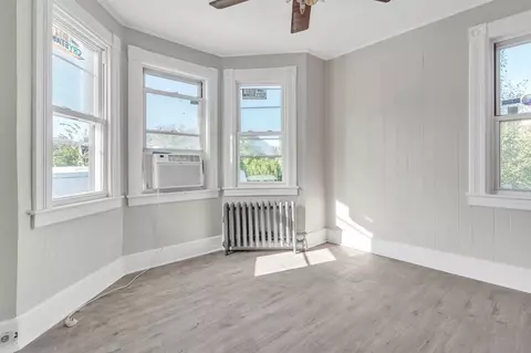 30 Chester St, Springfield, MA 01105 photo 21