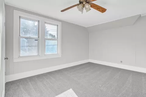 30 Chester St, Springfield, MA 01105 photo 14