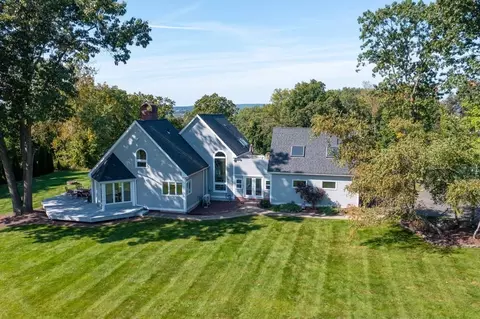 54 Kennedy St, Chicopee, MA 01013