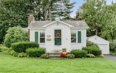 19 Fairhill Rd, Holden, MA 01520