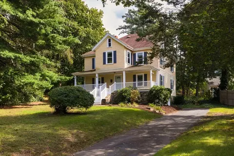 9 Belfry Ter, Lexington, MA 02421