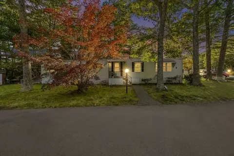 209 Windswept Rd, Wareham, MA 02571 photo 2