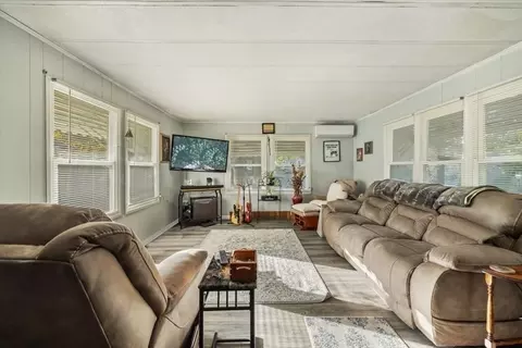 209 Windswept Rd, Wareham, MA 02571