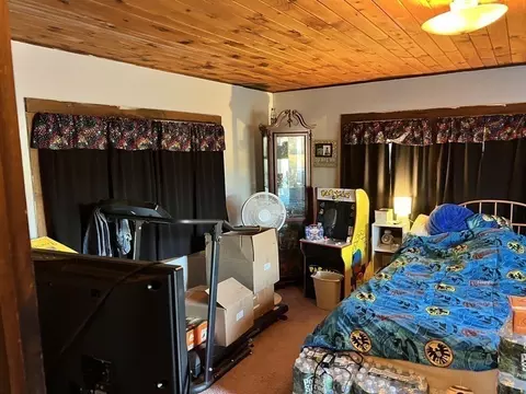 25 Main Rd, Phillipston, MA 01331 photo 18