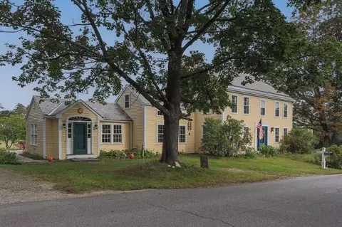 282 Goss Ln, Lancaster, MA 01523