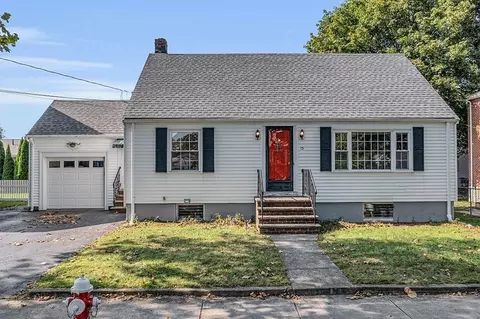 13 Sparkill St, Watertown, MA 02472