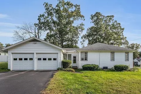 150 Florence Rd, Lowell, MA 01851