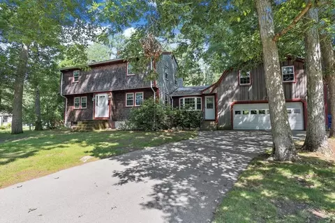 12 Pheasant Ln, Easton, MA 02356
