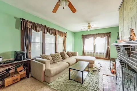 48 Eton St, Springfield, MA 01108 photo 5