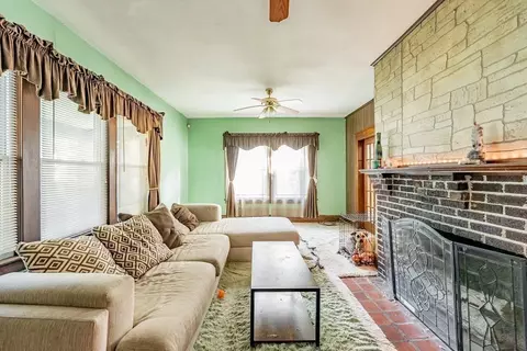 48 Eton St, Springfield, MA 01108 photo 6
