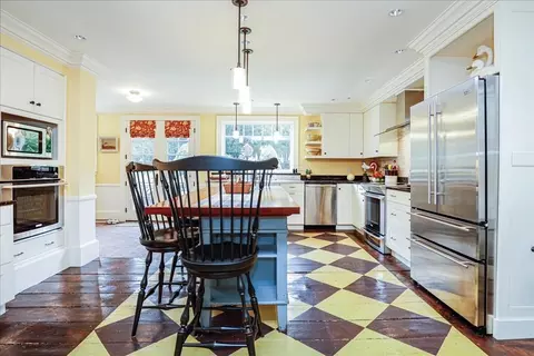 31 Wethersfield St, Rowley, MA 01969 photo 13