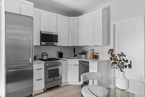 166 Salem #7, Boston, MA 02113