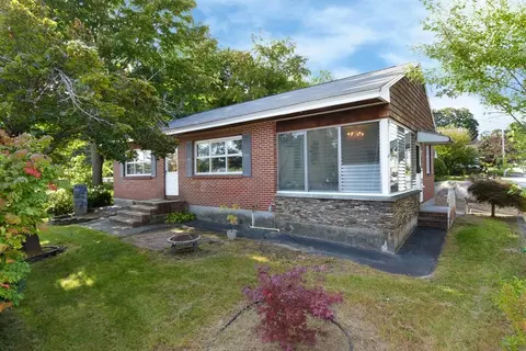 44 5th Ave, Lowell, MA 01854 photo 2
