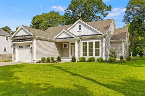 36 Sachem Dr, Falmouth, MA 02536