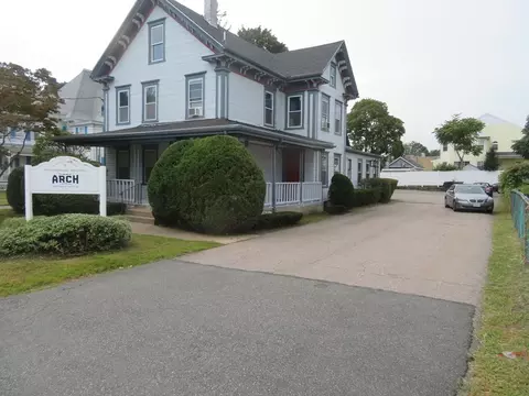5 Walnut Ave, Stoughton, MA 02072
