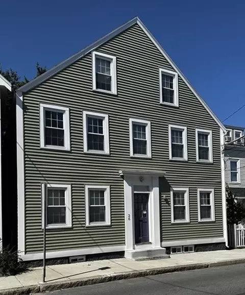 26 Essex St #3, Salem, MA 01970