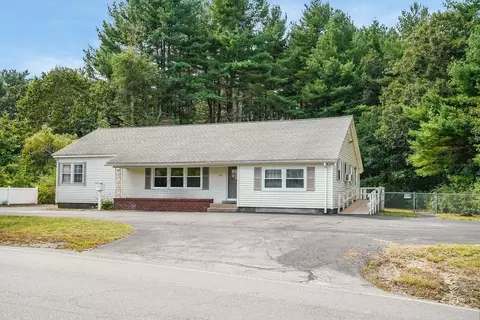 150 Cross St, Methuen, MA 01844