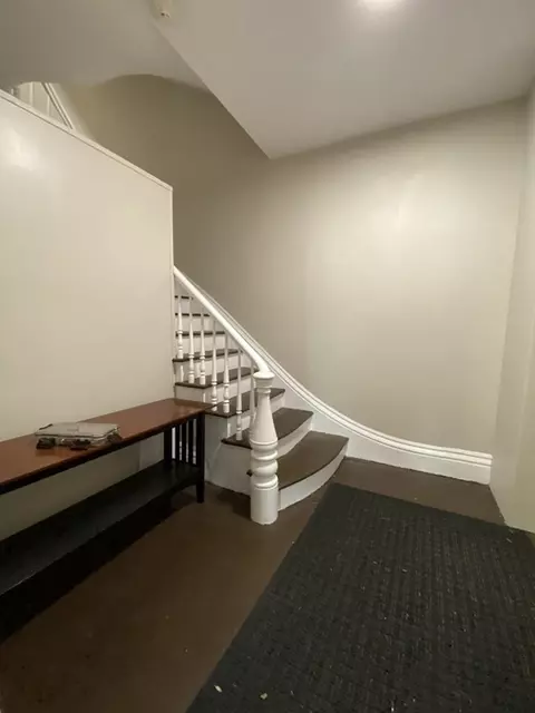 34 Irving St, Worcester, MA 01609 photo 14