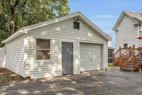 107 Sylvan St, Danvers, MA 01923 photo 34