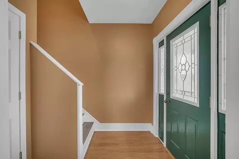 107 Sylvan St, Danvers, MA 01923 photo 4