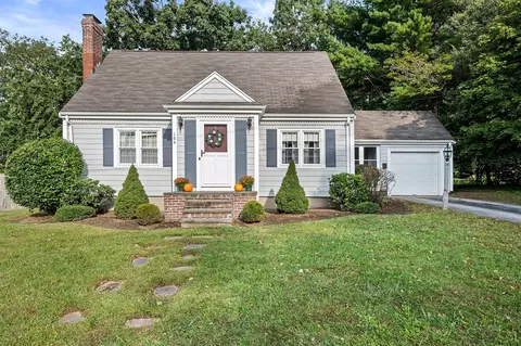 164 Cornish St, Weymouth, MA 02189
