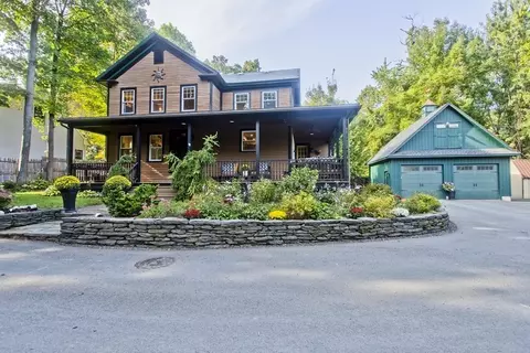 12 Lawn Ave, Northampton, MA 01060